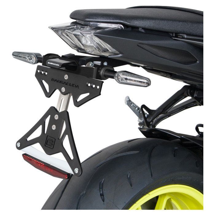 Foto: Kentekenplaathouder - specifiek voor originele knipperlichten