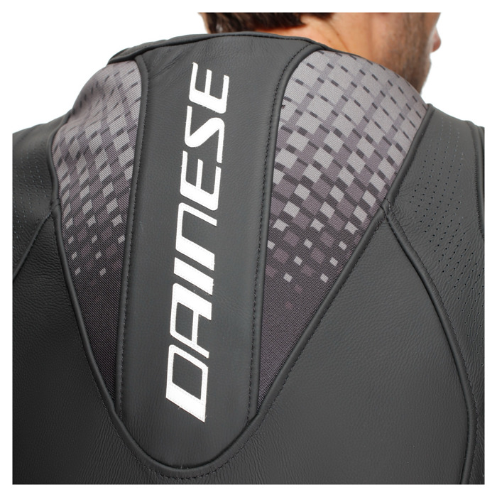 Foto: Laguna Seca 6 Perf 1PC Leren Motorpak