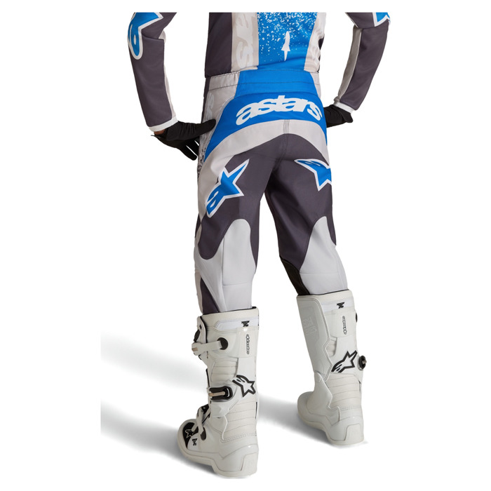 Foto: Youth Fluid Drag Crossbroek