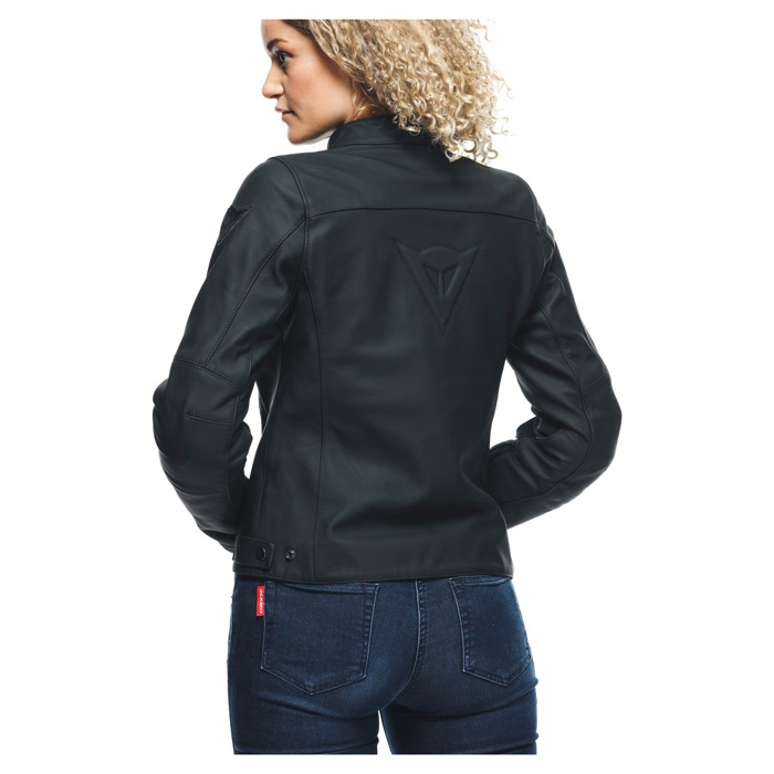 Foto: Razon 2 Dames Motorjas