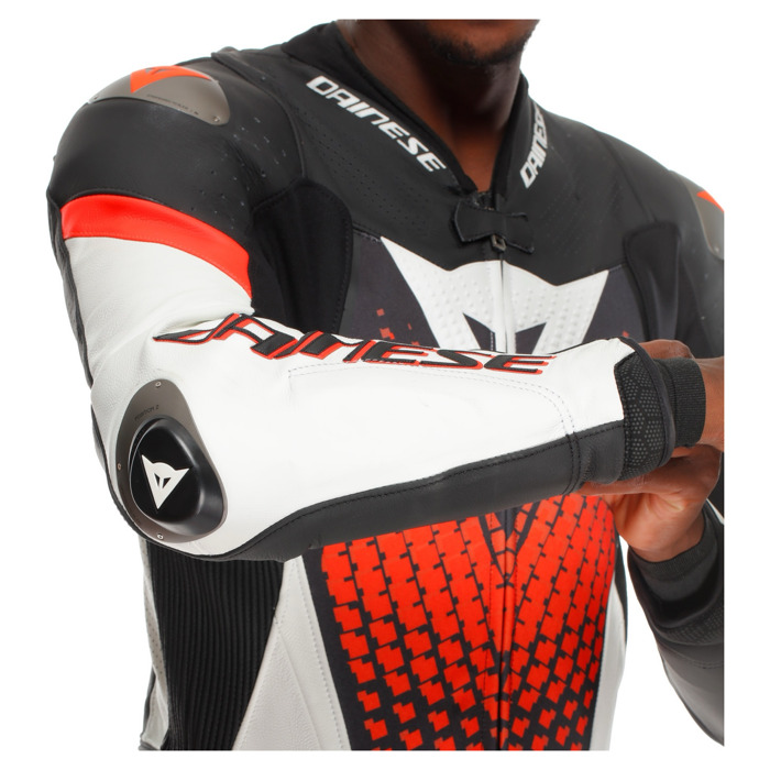 Foto: Laguna Seca 6 Perf 1PC Leren Motorpak