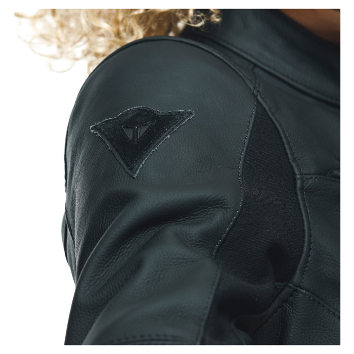 Foto: Razon 2 Dames Motorjas