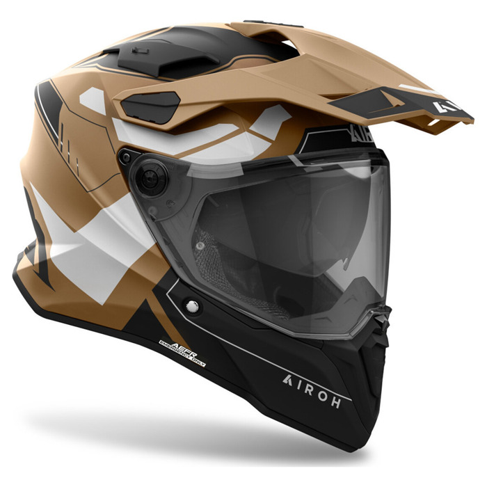 Foto: Commander 2 Reveal Adventure helm