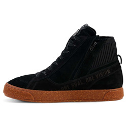 Foto: Stated WP Motor Sneakers