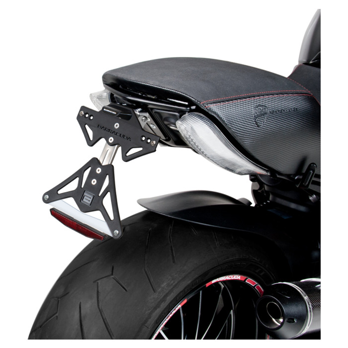 Foto: Kentekenplaathouder Ducati Diavel 2014-2018