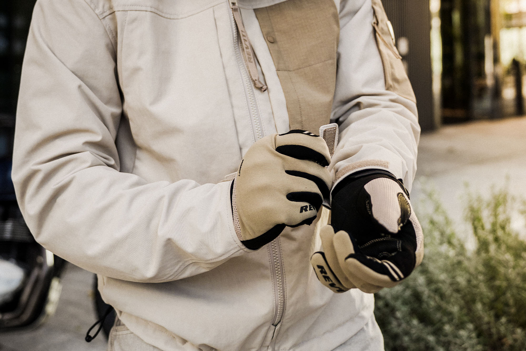 Foto: Beste zomer motorhandschoenen 2026