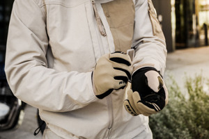 Foto: Beste zomer motorhandschoenen 2026